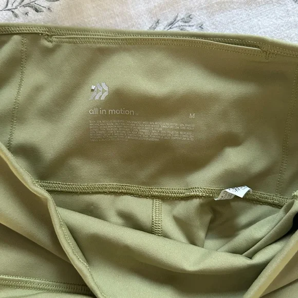 All in Motion Brushed Sculpt Ultra High Rise Flare Leggings - Picture 8 of 8